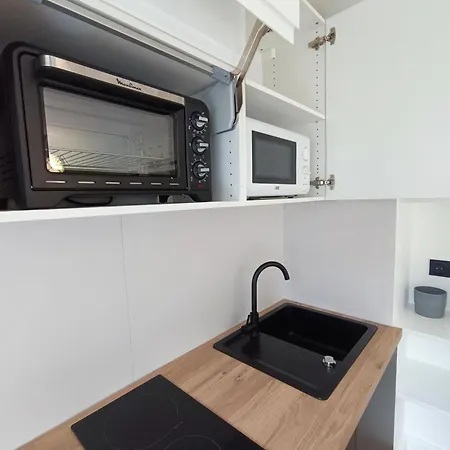 Kleber Apartment